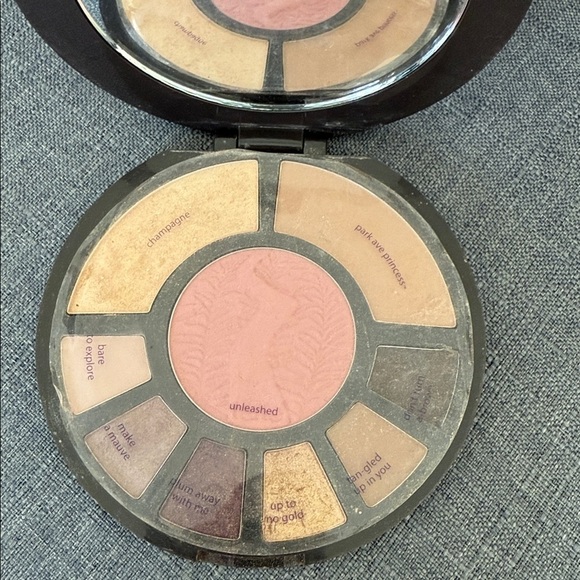 Tarte rainforest after dark Palette - Picture 2 of 4